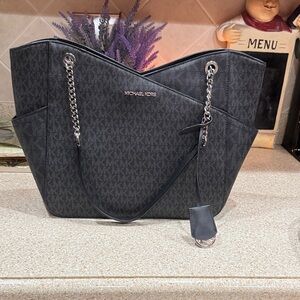 Michael Kors Charcoal/ black Signature Tote